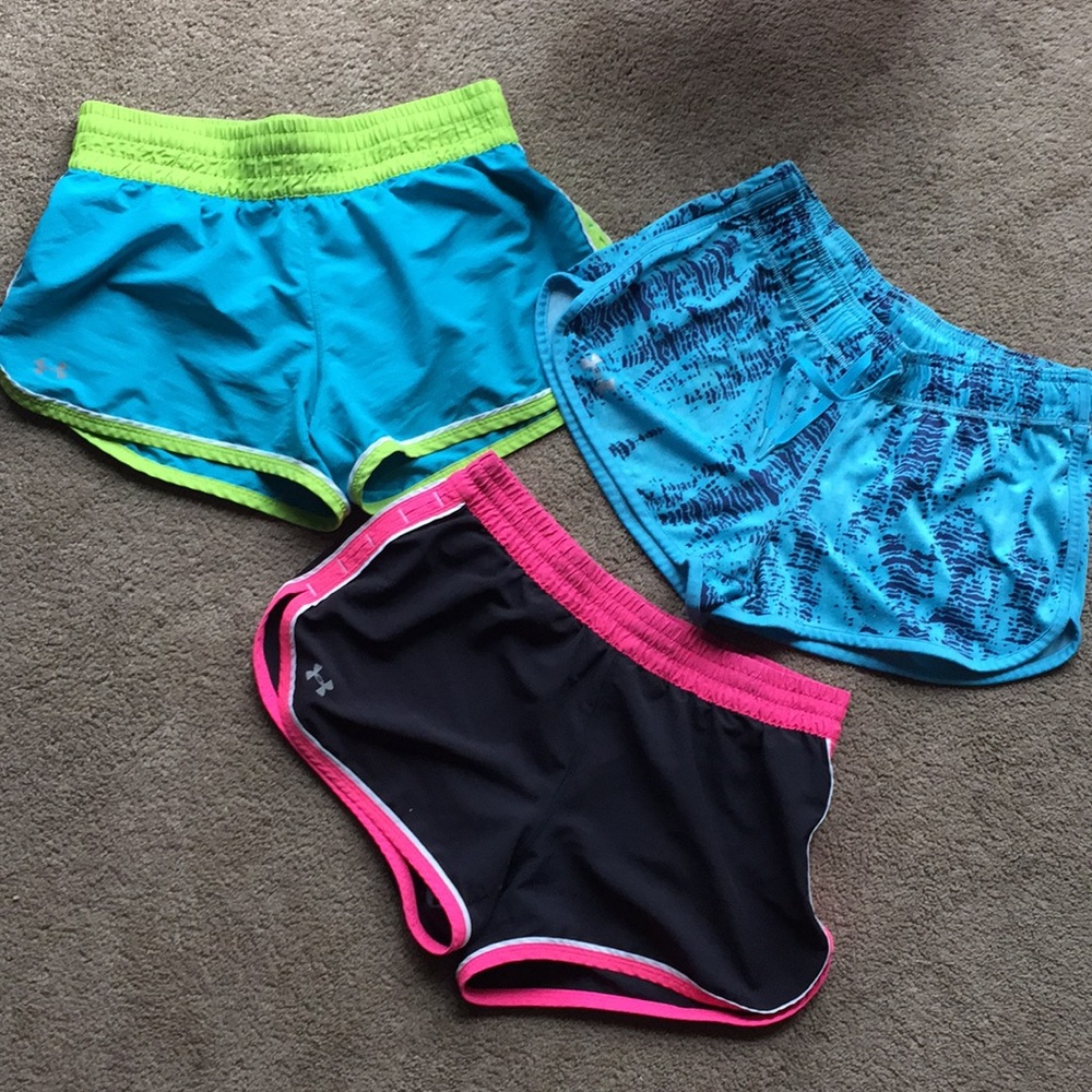 UA Small Semi Fitted Shorts